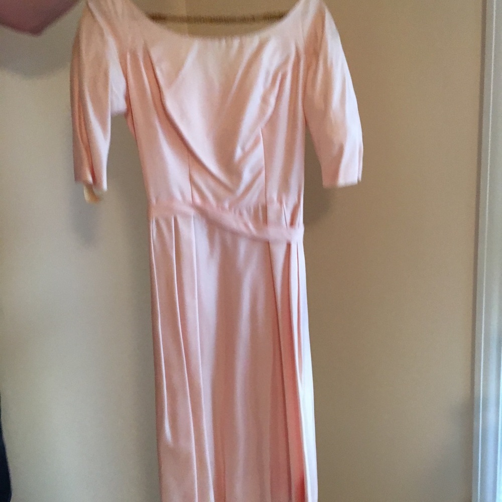 Vintage Fitted pale pink 60s Style Dress